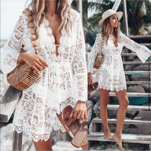 Aluna Levi Other - New! Clearance 🔥 Ivory white Lace Beach Cover up with sash